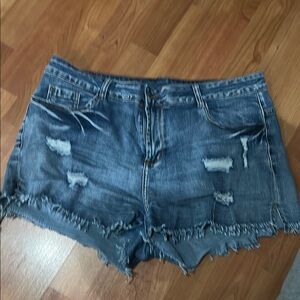 Women’s stylish shorts